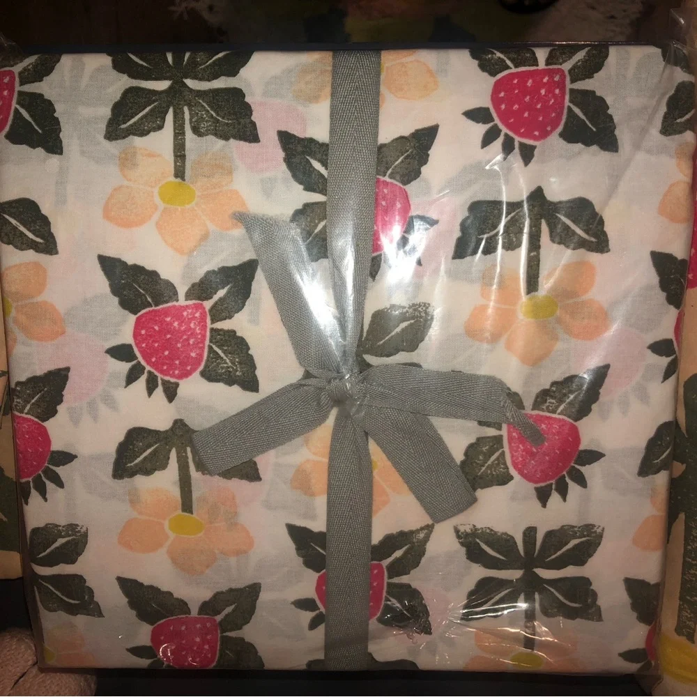 Urban Outfitters Twin Duvet Set